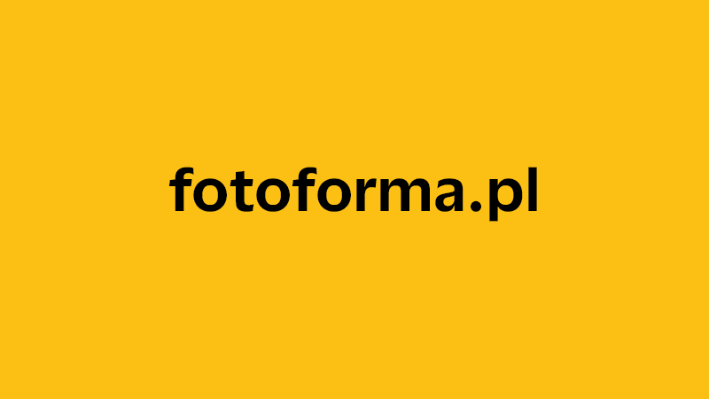 yellow square with company website name of fotoforma.pl